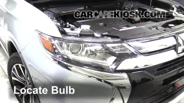 2016 Mitsubishi Outlander SE 2.4L 4 Cyl. Éclairage Feu clignotant avant (remplacer l'ampoule)